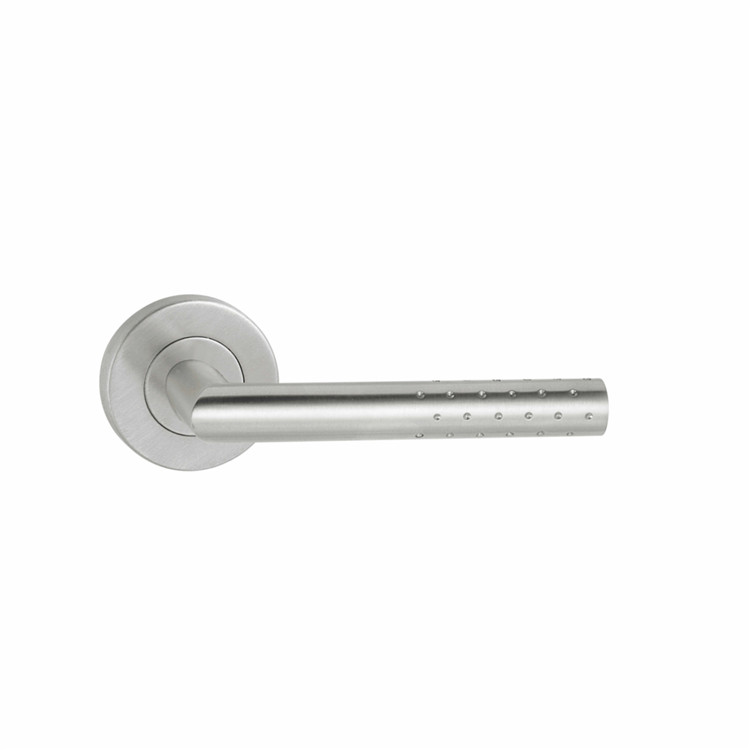 DOOR HANDLE S-13