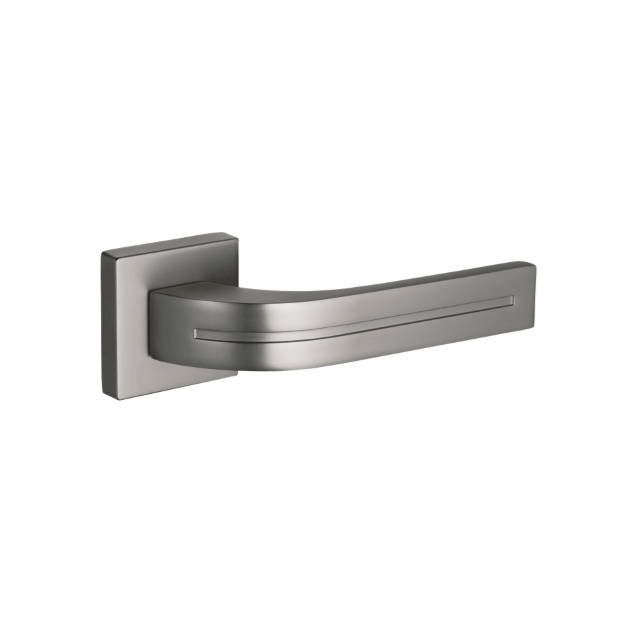 DOOR HANDLE A44-9545 CP-OBP