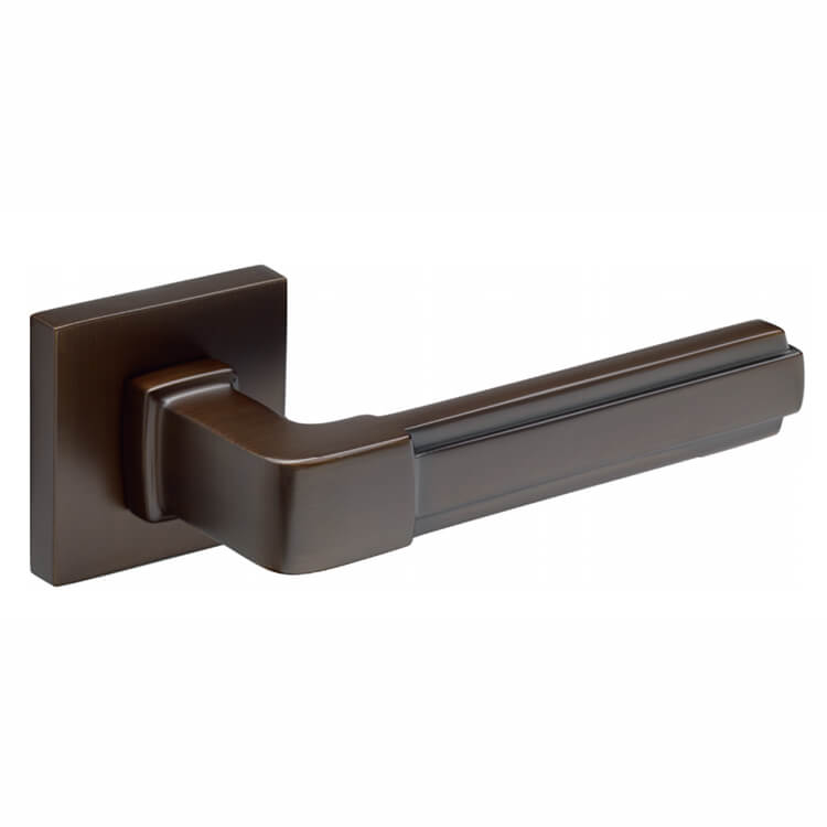 BRASS DOOR HANDLE A801-003