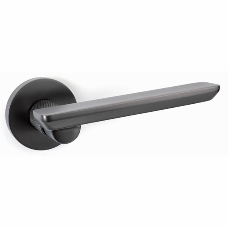 BRASS DOOR HANDLE A802-032