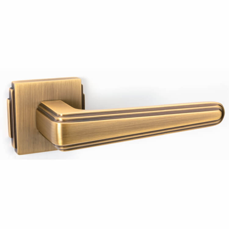 BRASS DOOR HANDLE A804-031