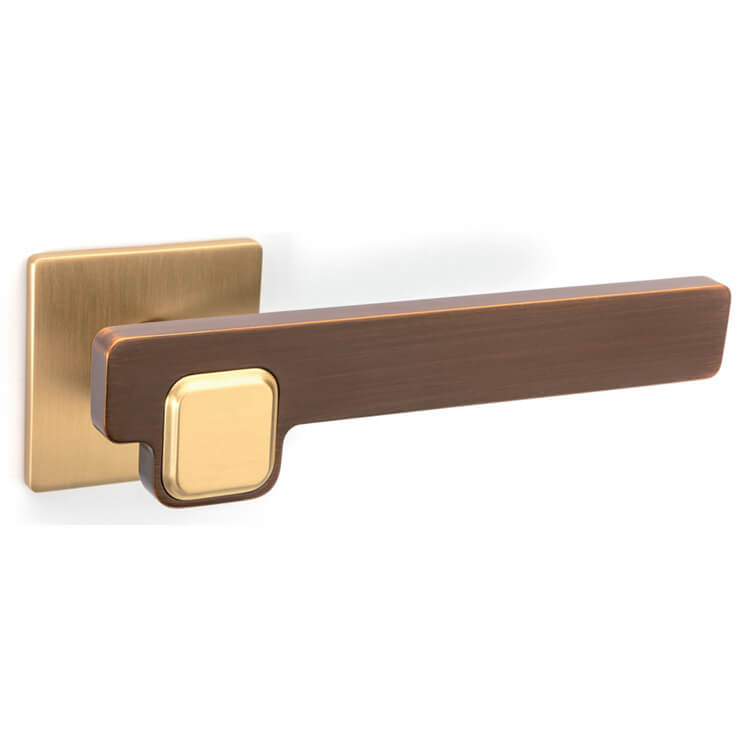 BRASS DOOR HANDLE A816-055