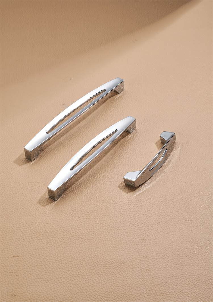 CABINET HANDLE AK03561